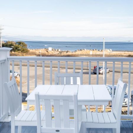 935 Ocean, A Beachside Inn Hampton Exteriör bild