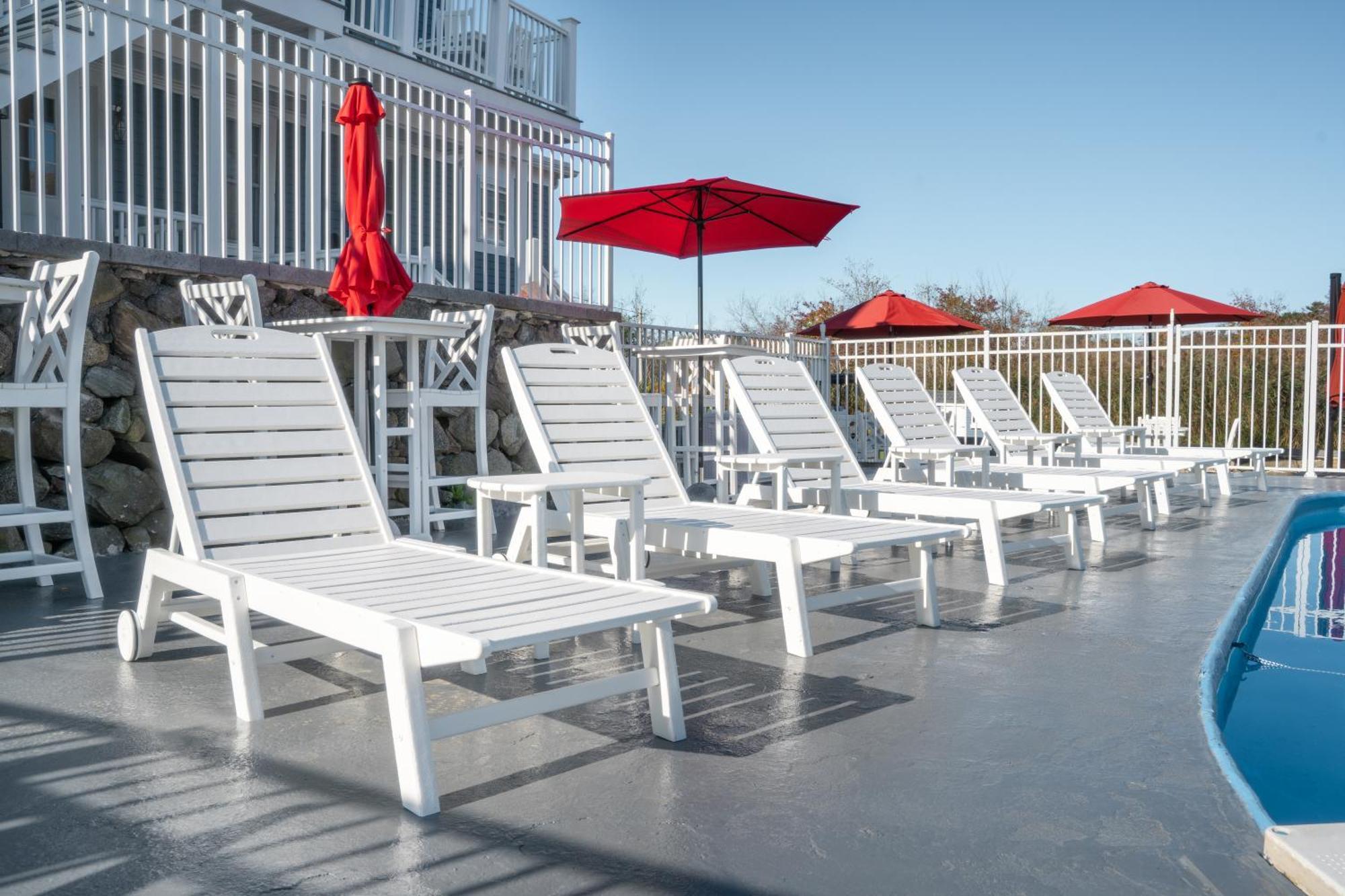 935 Ocean, A Beachside Inn Hampton Exteriör bild