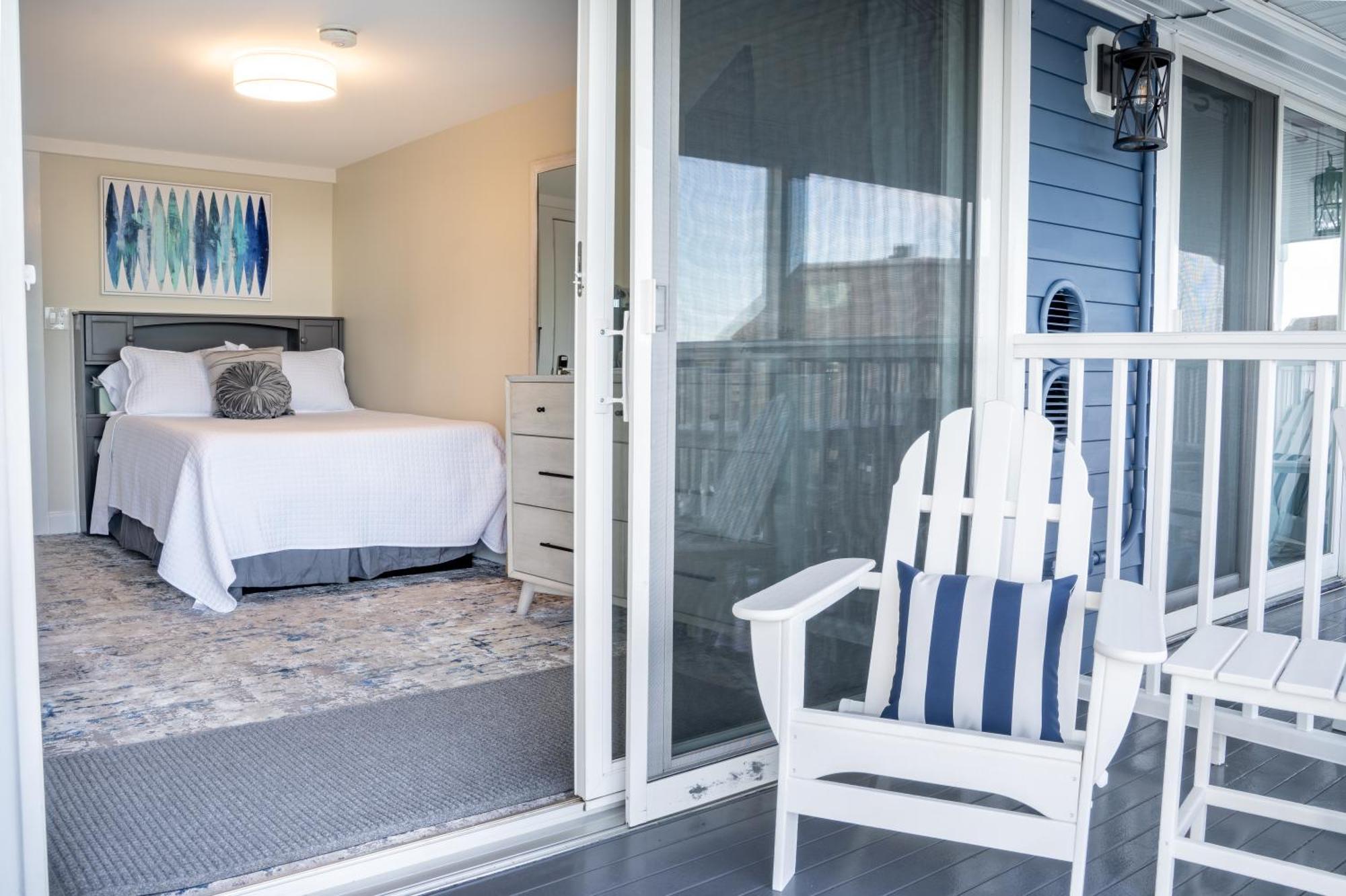 935 Ocean, A Beachside Inn Hampton Exteriör bild