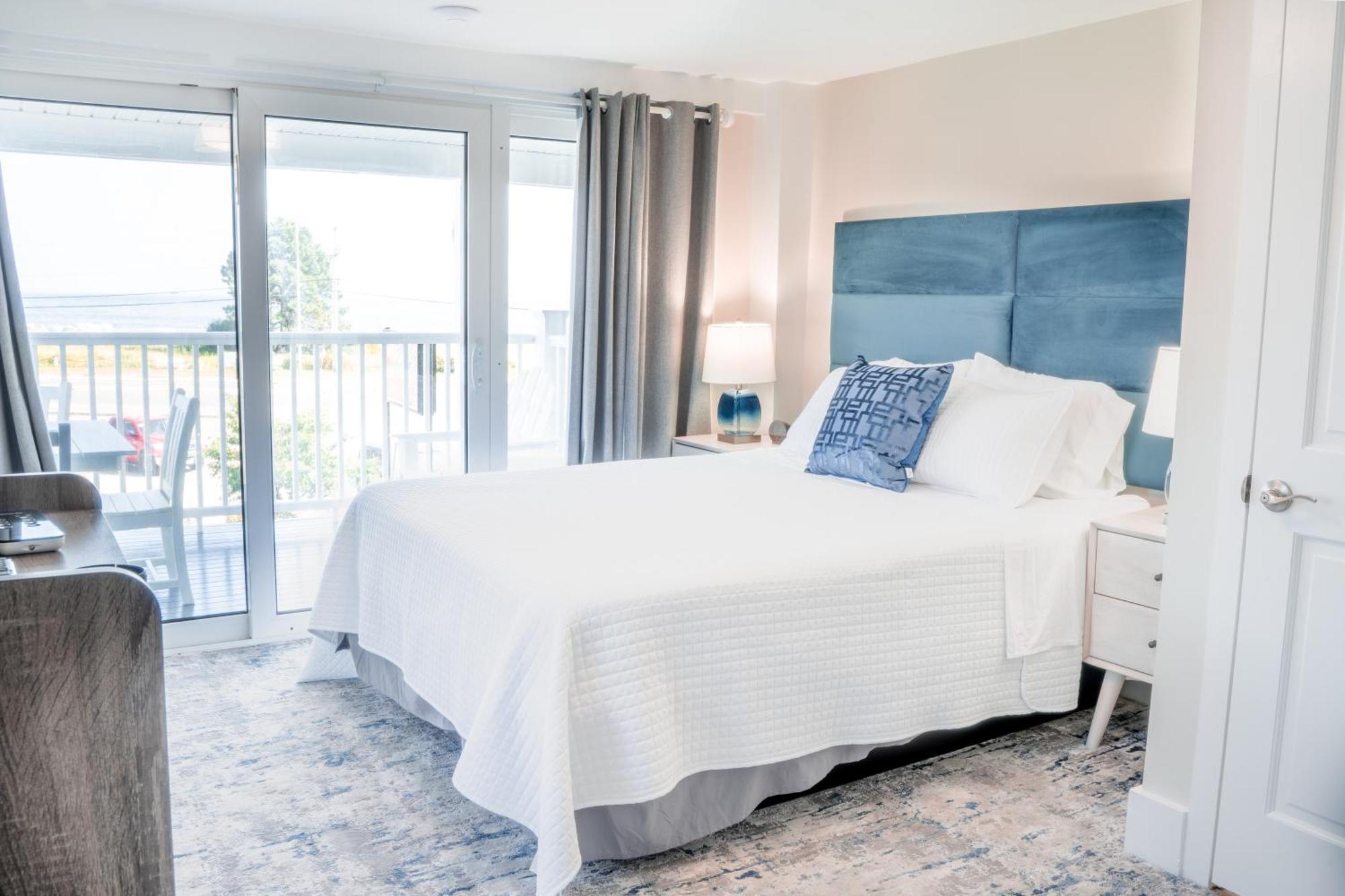 935 Ocean, A Beachside Inn Hampton Exteriör bild